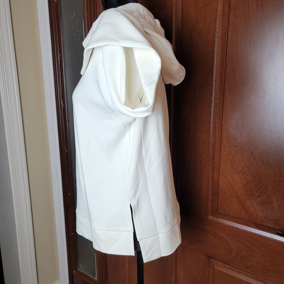 A New Day Hooded Pullover - Picture 4 of 16